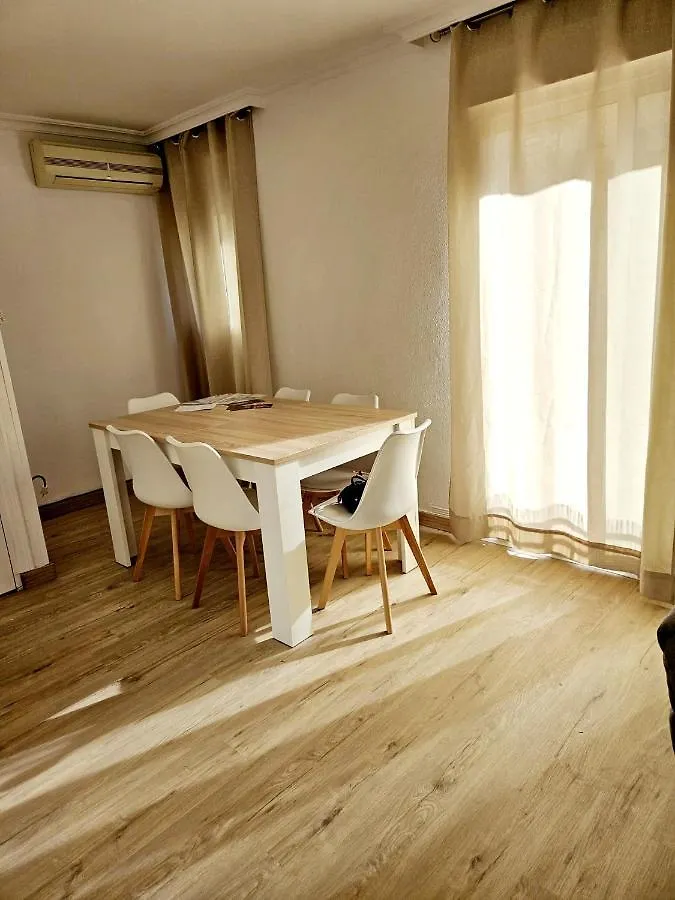 Apartamento Familiar En Triana Seville Spain