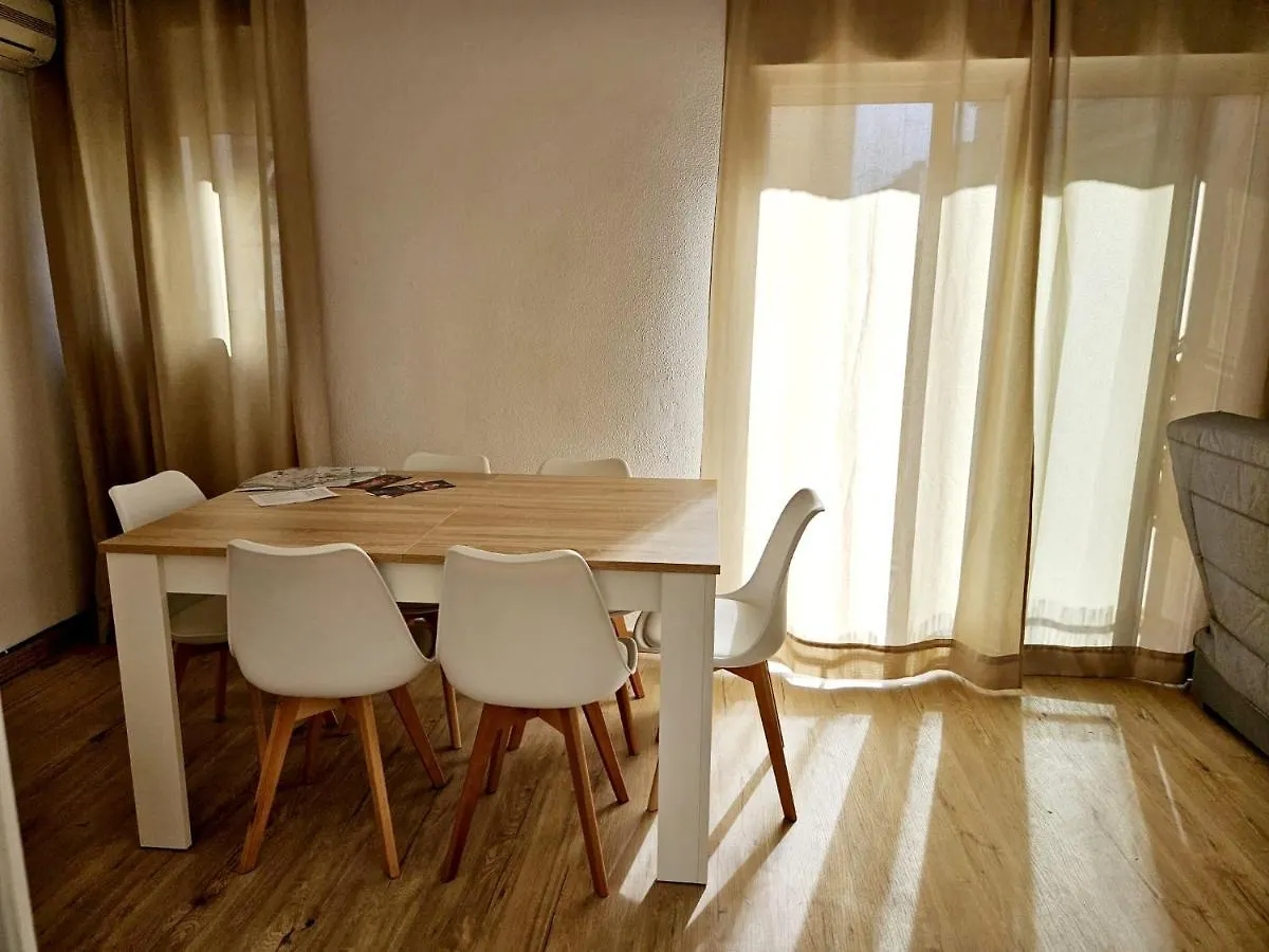 Apartamento Familiar En Triana Seville